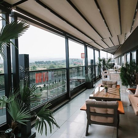 Hotel Sky Gewgelija Zewnętrze zdjęcie Skyline