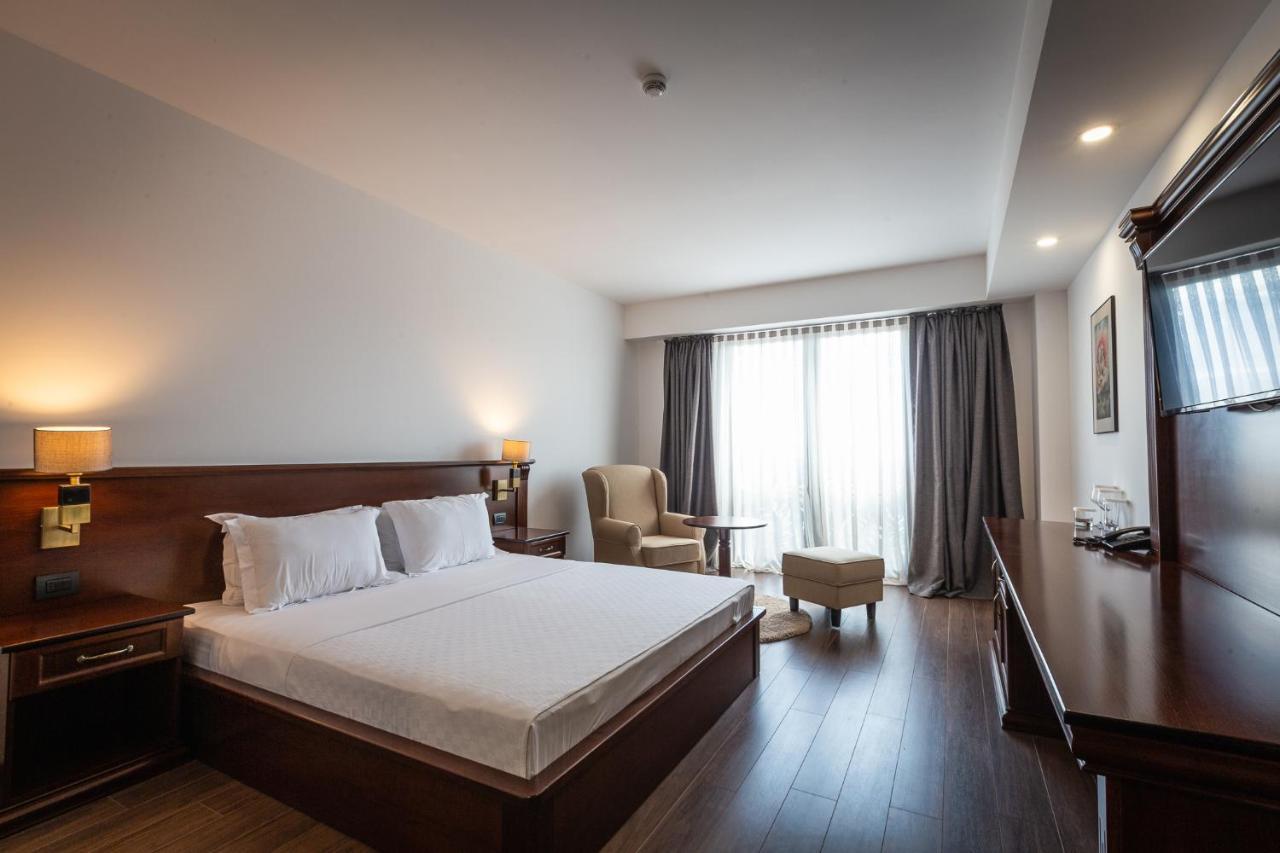 Hotel Sky Gewgelija Zewnętrze zdjęcie Deluxe Room
